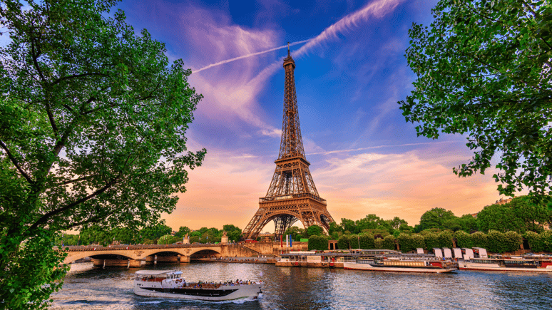 Eiffel_Tower